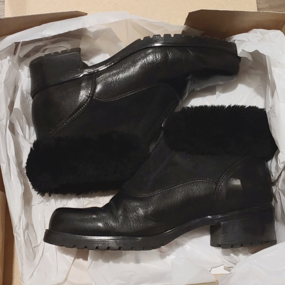 La Canadienne Fur Boots